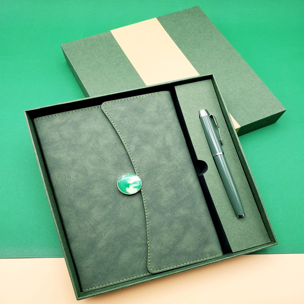 Ozel Kutulu Deri Defter Ve Roller Kalem Seti
