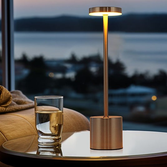 Dekoratif Sarjli Dokunmatik Masa Lambasi