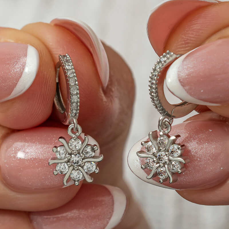 Gumus Sallantili Gunes Kadin Kupe