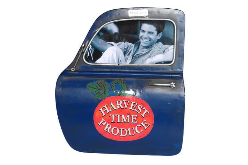 Dekoratif Metal Cerceve Araba Kapisi Temali Dekoratif Hediyelik