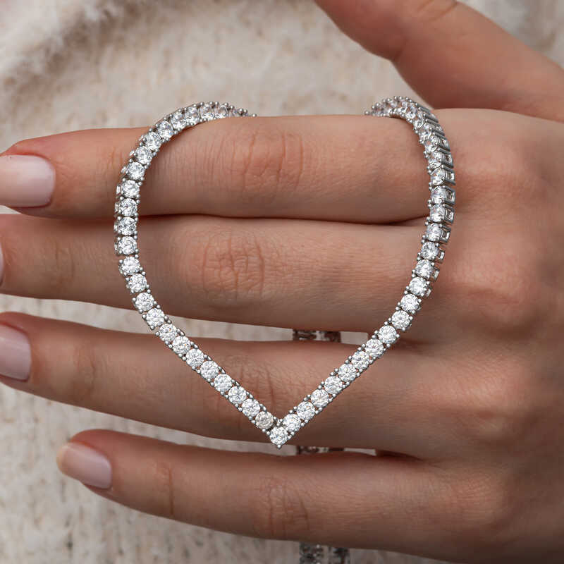 Gumus V Model Su Yolu Kadin Kolye