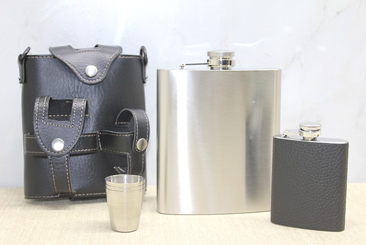 Deri Kilifli Matara Seti