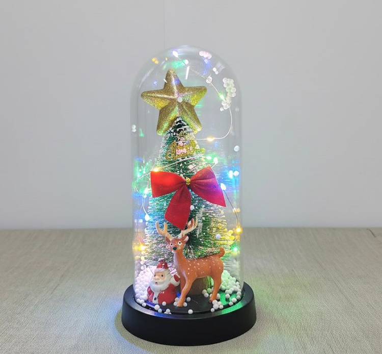 Yilbasi Temali Isikli  Dekoratif Cam Fanus