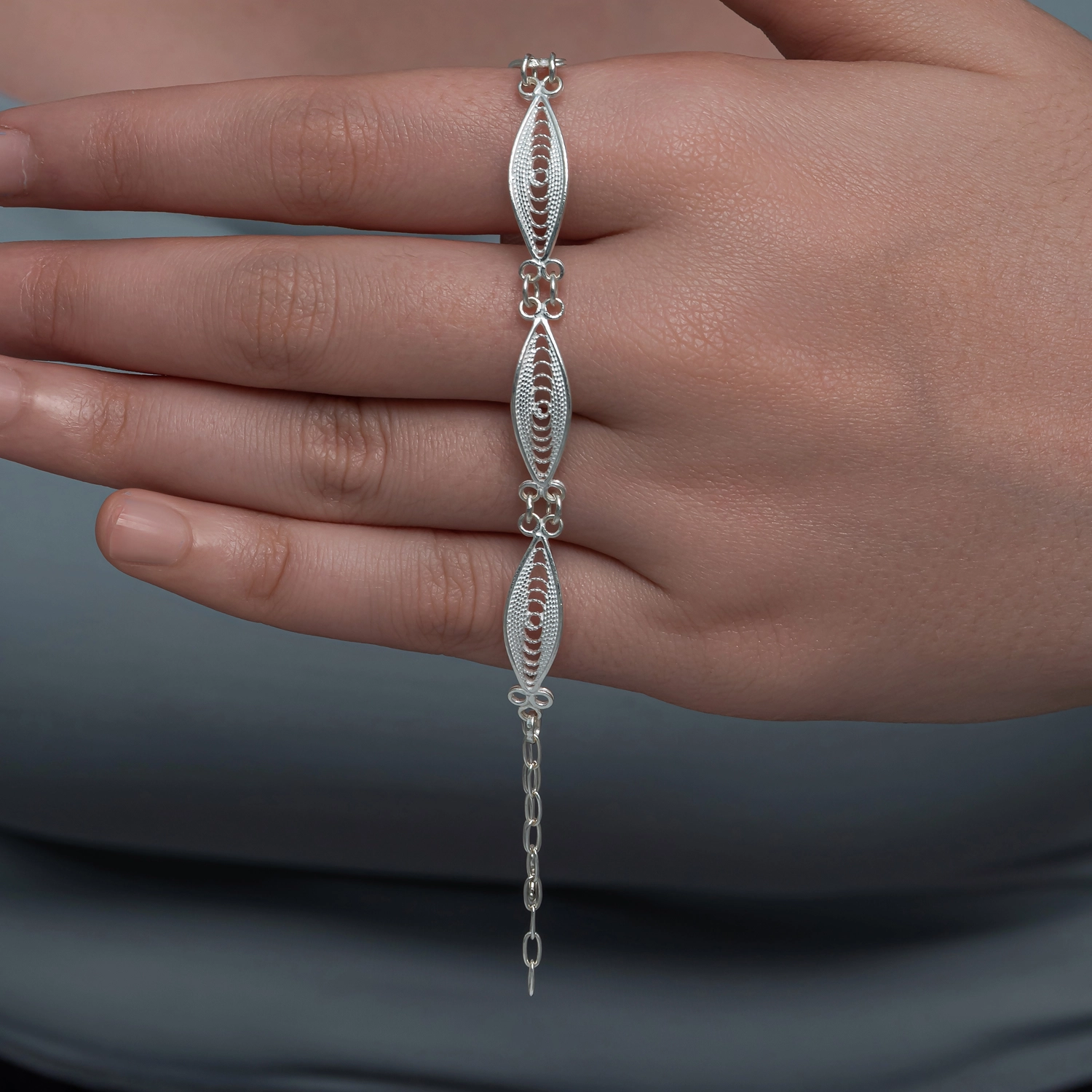 Gumus Sonsuz Esinti Telkari Kadin Bileklik