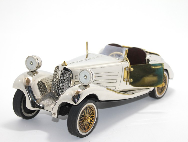 Pirinc Eski Model Araba