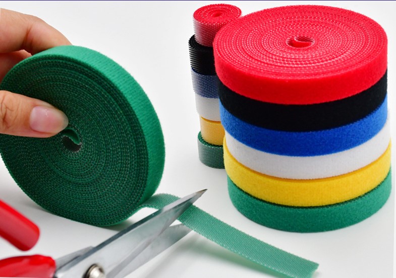 Cirt Cirt Sabitleyici Kablo Duzenleyici 5 metre x 1cm