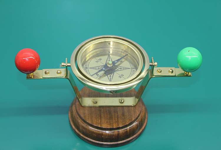 Masa Ustu Pirinc Filika Pusulasi