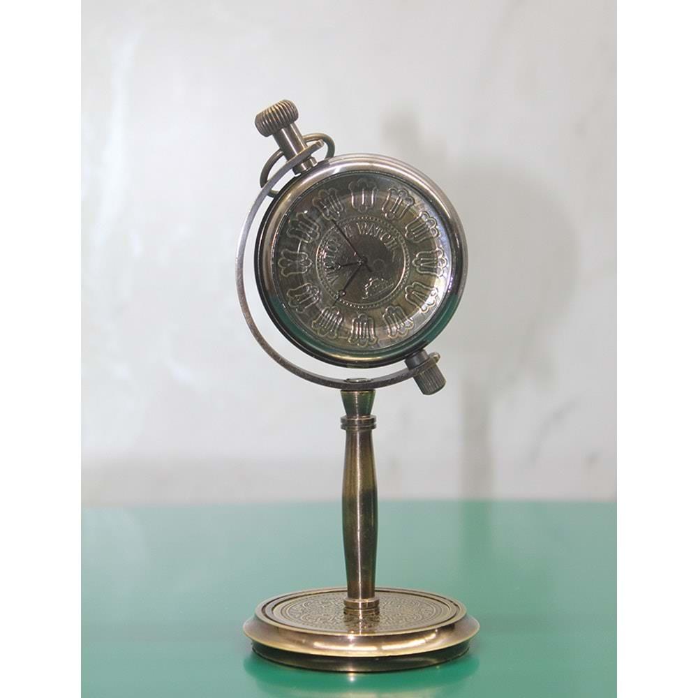 Pirinc Masa Ustu Saat