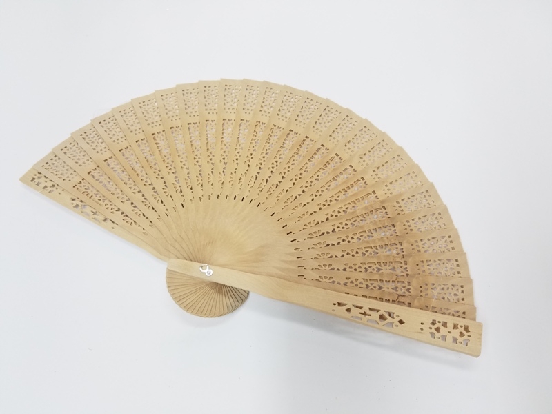 Soz Nisan Ahsap Yelpaze