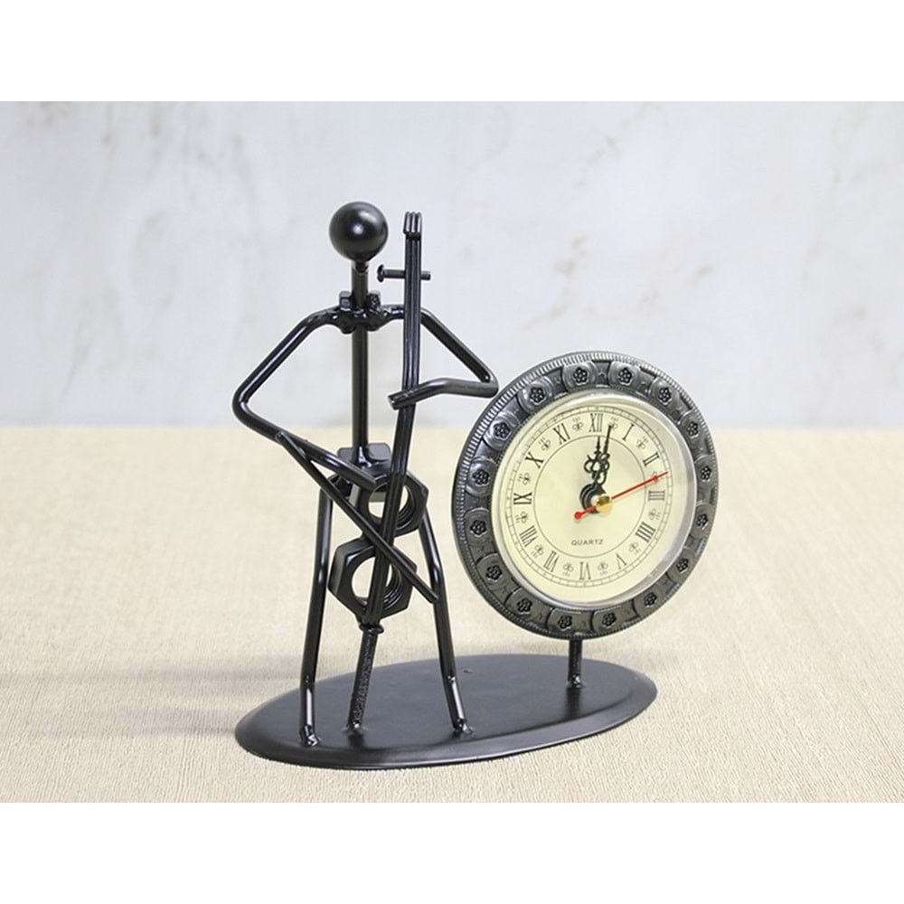 Metal Saatli Keman Calan Muzisyen