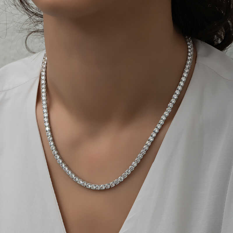 Gumus 4 mm Beyaz Tasli Su Yolu Kadin Kolye