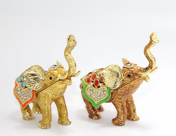 Tasli Tekli Fil Figuru