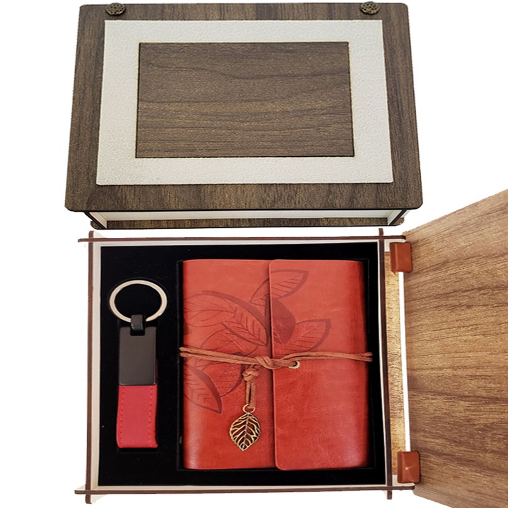 Ozel Ahsap Kutulu Kahve Deri Defter ve Anahtarlik Set