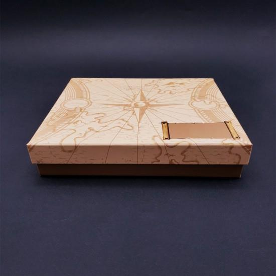 Kutu Pusula Temali Hediye Kutusu