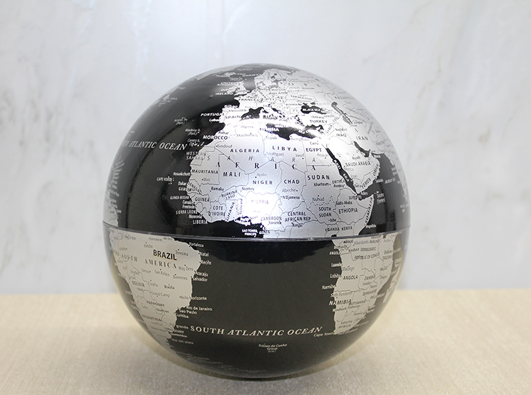 Masa Ustu Donen Dunya Kure