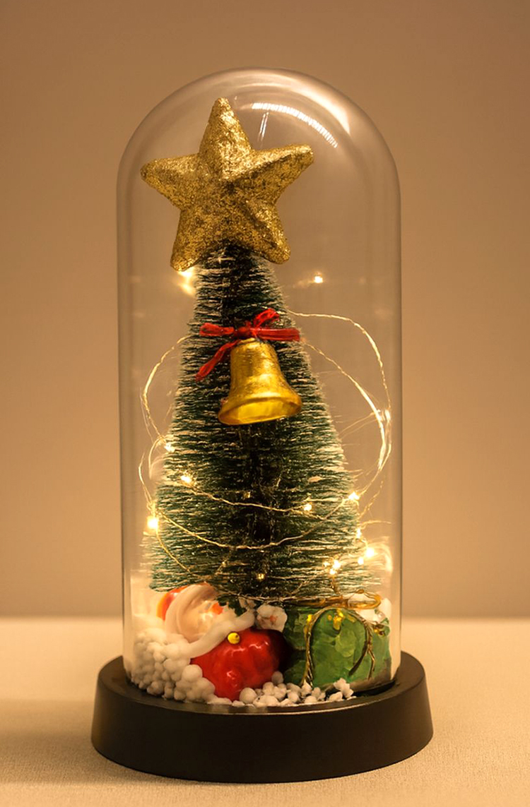 Yilbasi Temali Isikli  Dekoratif Cam Fanus