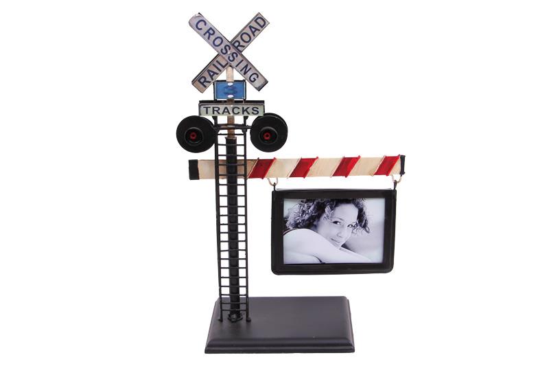 Dekoratif Metal Cerceve Yon Levhasi Vintage Hediyelik