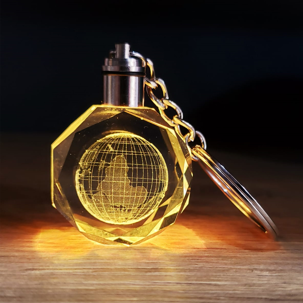 Kristal Dunya Tasarimli Renk Degistiren Anahtarlik