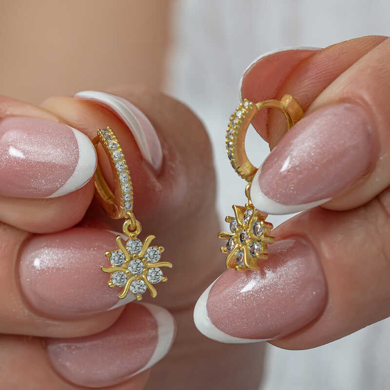 Gumus Gold Sallantili Gunes Kadin Kupe