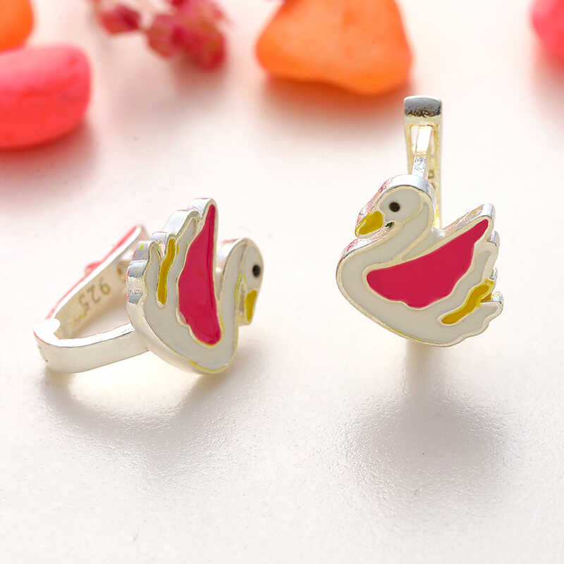 Gumus Kugu Cocuk Kupesi