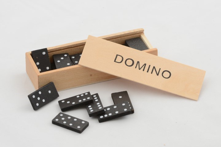 Ahsap Kutulu Domino