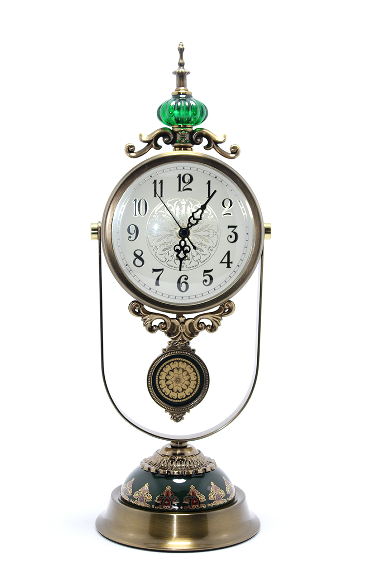 Sarkacli Masa Ustu Saat