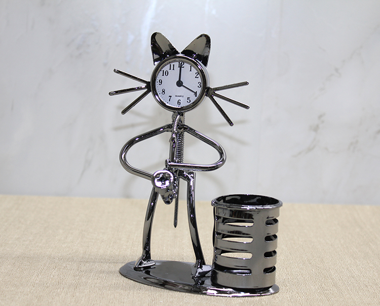 Metal Saksafon Calan Kedi Muzisyen Saat Ve Kalemlik