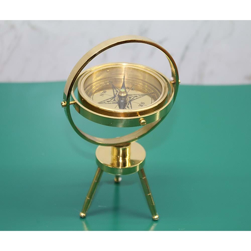 Pirinc Masa Ustu Pusula